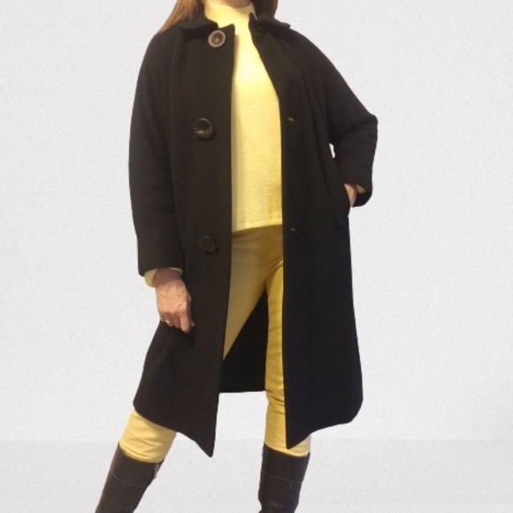 Cashmere Vintage Black Winter Coat - Picture 7 of 15